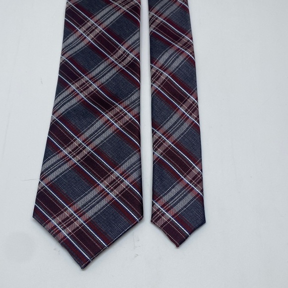 Pronto Uomo Platinum Silk Tie - Red and Gray Plaid - Picture 4 of 5
